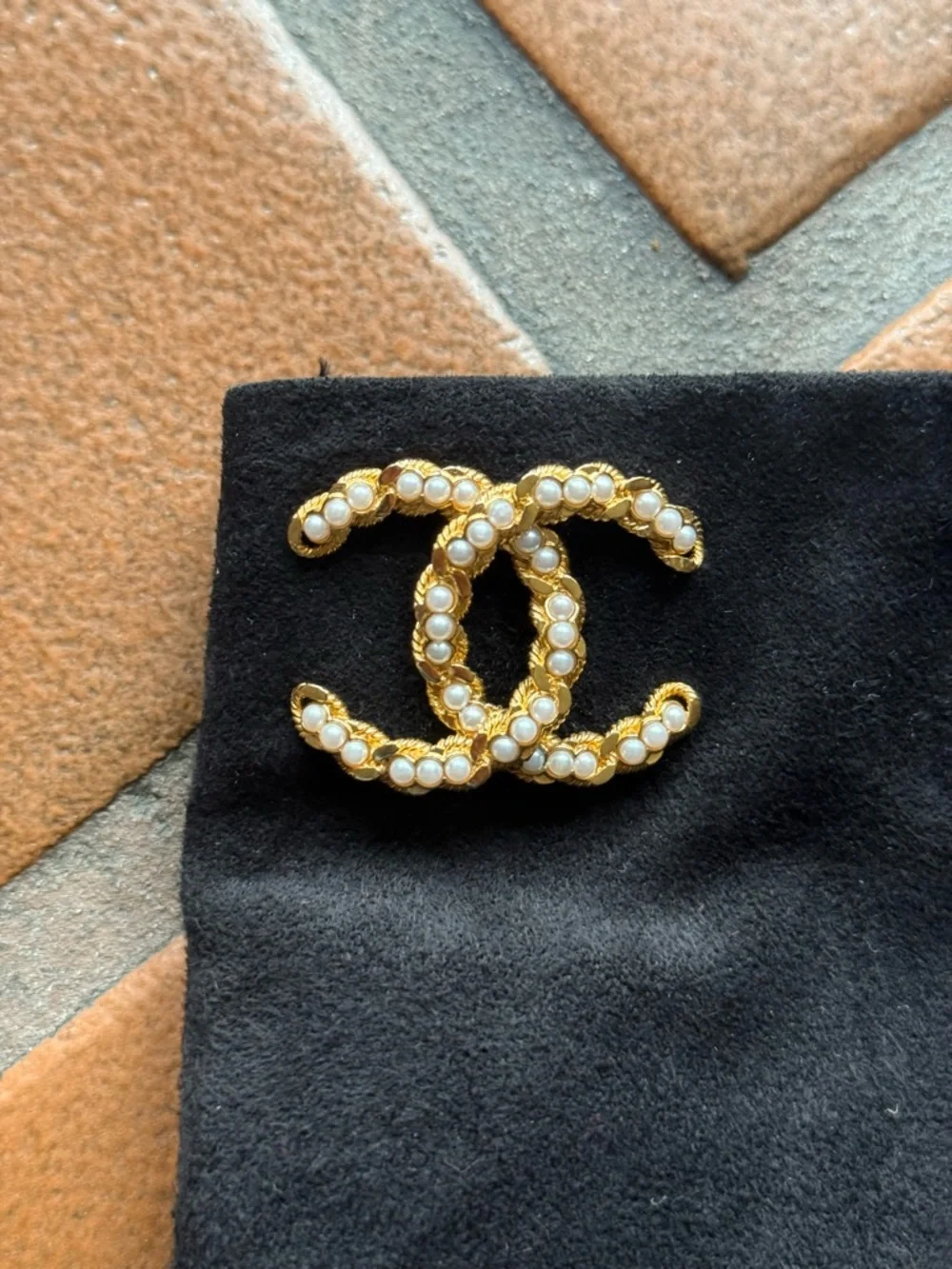 CHANEL Black Suede Knee-High Boots with Crystal CC Accent - Picture 5 of 6